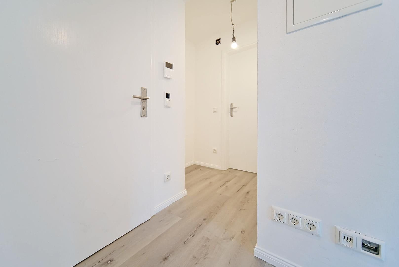 3 bedroom with open-plan kitchen flat for sale, 112 m², Schobertweg 38, Erlangen, Bavaria 3 bedroom with open-plan kitchen flat for sale, 112 m², Schobertweg 38, Erlangen, Bavaria