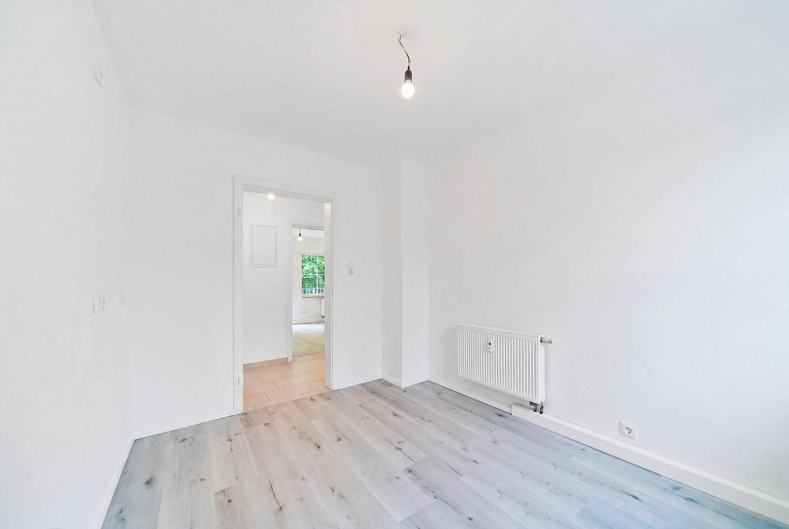 3 bedroom with open-plan kitchen flat for sale, 112 m², Schobertweg 38, Erlangen, Bavaria 3 bedroom with open-plan kitchen flat for sale, 112 m², Schobertweg 38, Erlangen, Bavaria
