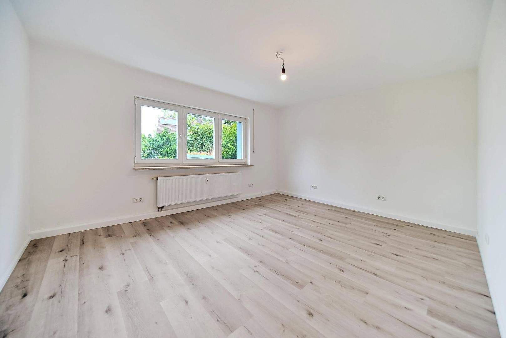 3 bedroom with open-plan kitchen flat for sale, 112 m², Schobertweg 38, Erlangen, Bavaria 3 bedroom with open-plan kitchen flat for sale, 112 m², Schobertweg 38, Erlangen, Bavaria