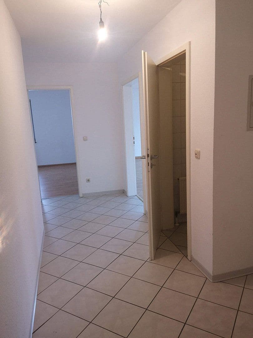 2 bedroom flat to rent, 84 m², Niedernhausen, Hesse 2 bedroom flat to rent, 84 m², Niedernhausen, Hesse