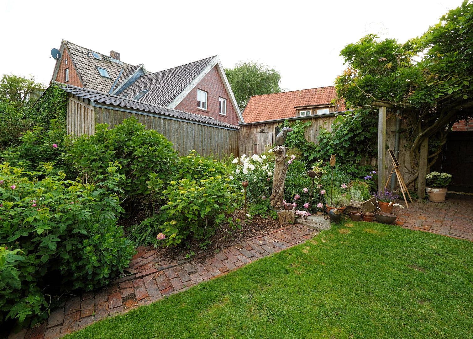 house for sale, 196 m², Kirchhofstrasse 7, Freiburg (Elbe), Lower Saxony house for sale, 196 m², Kirchhofstrasse 7, Freiburg (Elbe), Lower Saxony