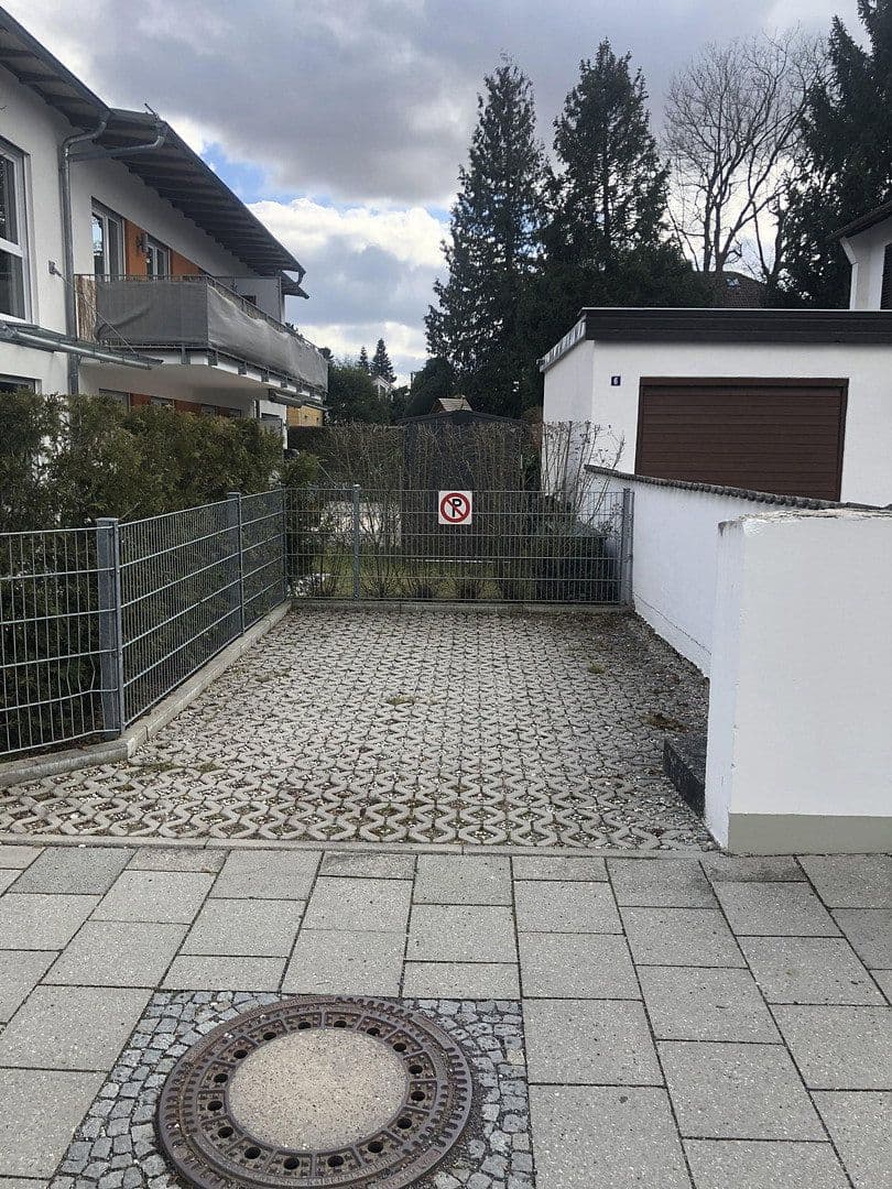 house to rent, 128 m², Waldstr. 8, Germering, Bavaria house to rent, 128 m², Waldstr. 8, Germering, Bavaria