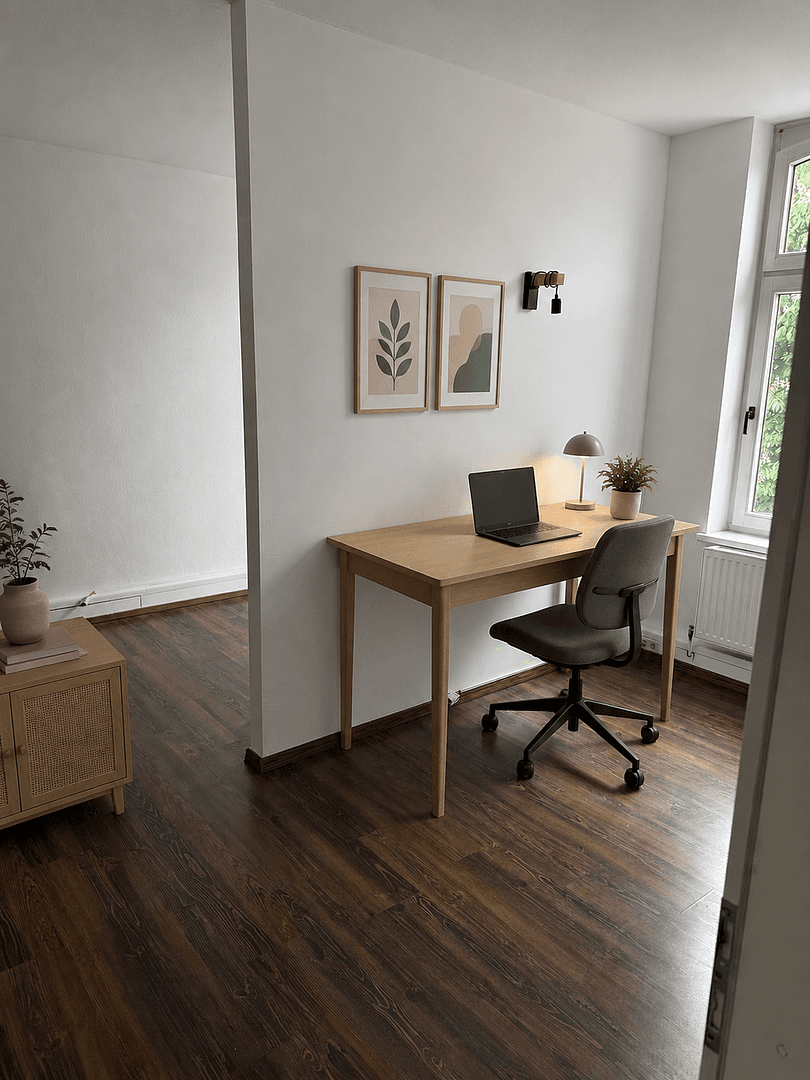 office to rent, 42 m², Oberbenrader Str. 51, Nordrhein-Westfalen - Krefeld, North Rhine-Westphalia office to rent, 42 m², Oberbenrader Str. 51, Nordrhein-Westfalen - Krefeld, North Rhine-Westphalia