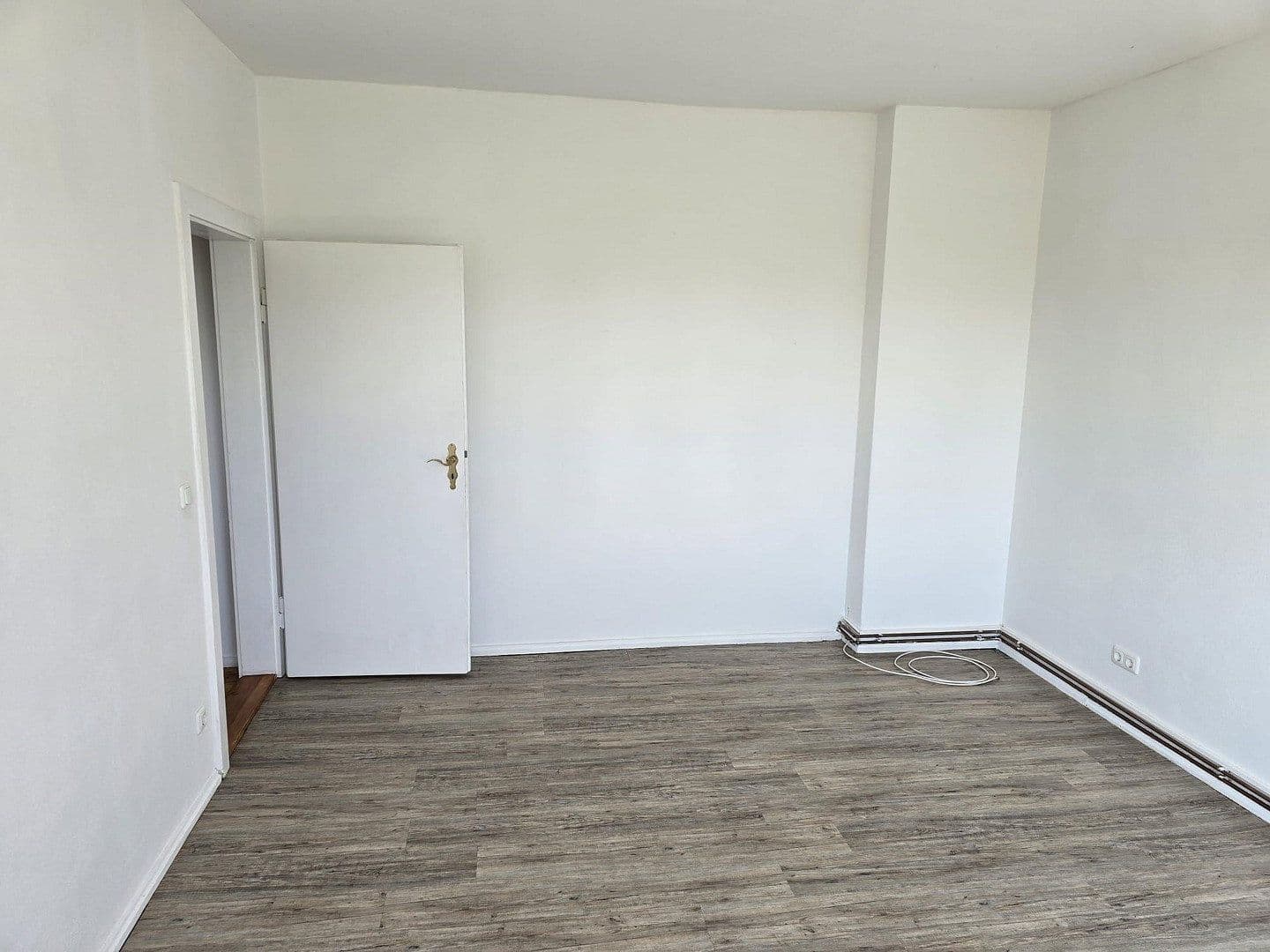 3 bedroom flat to rent, 86 m², Mitschurinstr. 5, Bitterfeld-Wolfen, Saxony-Anhalt 3 bedroom flat to rent, 86 m², Mitschurinstr. 5, Bitterfeld-Wolfen, Saxony-Anhalt