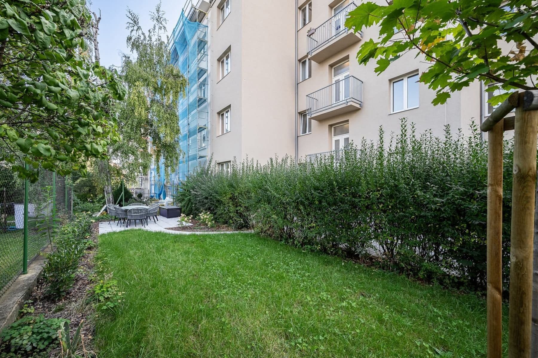 1 bedroom with open-plan kitchen flat to rent, 43 m², Myslbekova, Prague, Prague 1 bedroom with open-plan kitchen flat to rent, 43 m², Myslbekova, Prague, Prague