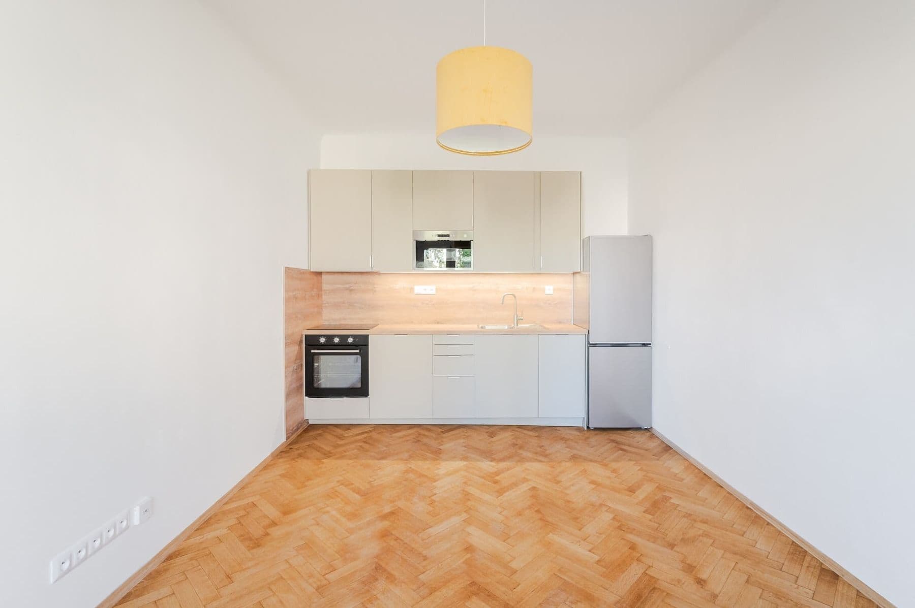 1 bedroom with open-plan kitchen flat to rent, 43 m², Myslbekova, Prague, Prague 1 bedroom with open-plan kitchen flat to rent, 43 m², Myslbekova, Prague, Prague