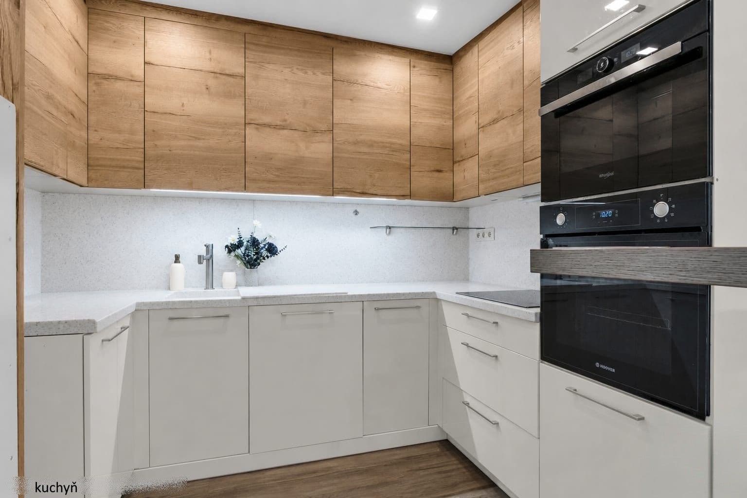 3 bedroom with open-plan kitchen flat to rent, 78 m², Ohradní, Prague, Prague 3 bedroom with open-plan kitchen flat to rent, 78 m², Ohradní, Prague, Prague