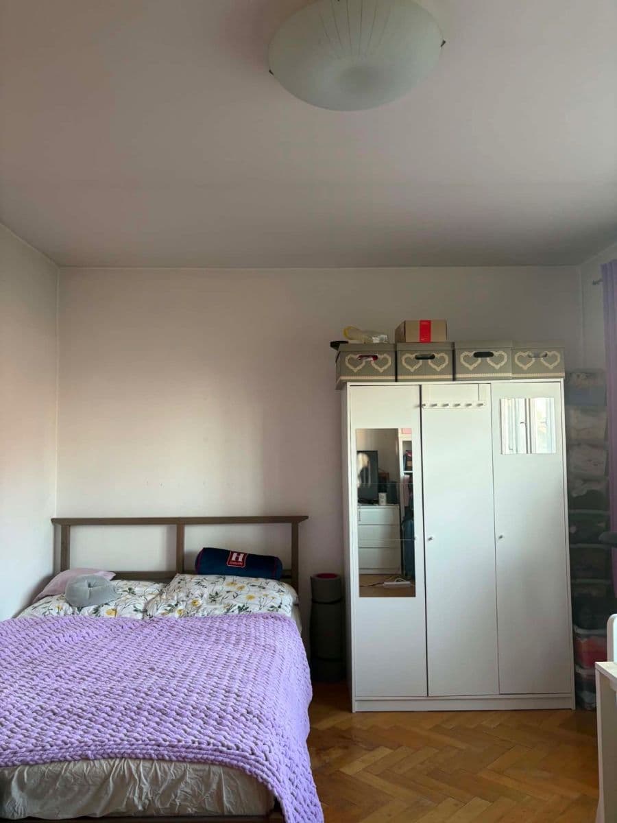 Studio flat to rent, 24 m², Kouřimská, Prague, Prague Studio flat to rent, 24 m², Kouřimská, Prague, Prague