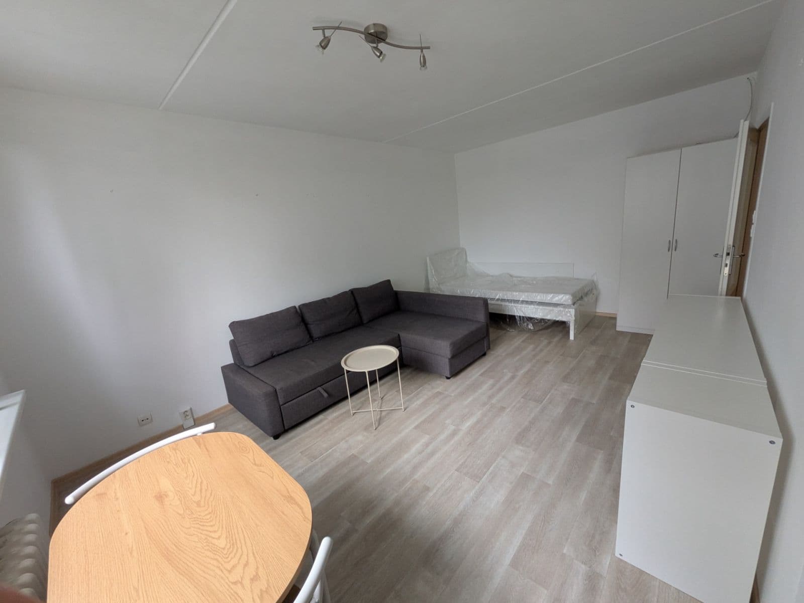 1 bedroom flat to rent, 35 m², Valentova, Prague, Prague 1 bedroom flat to rent, 35 m², Valentova, Prague, Prague
