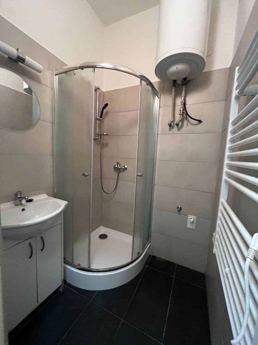 Studio flat for sale, 28 m², Víta Nejedlého, Chrudim, Pardubický Region Studio flat for sale, 28 m², Víta Nejedlého, Chrudim, Pardubický Region