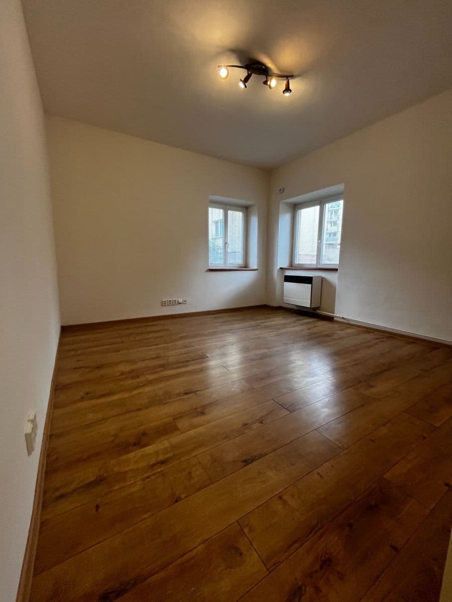 Studio flat for sale, 28 m², Víta Nejedlého, Chrudim, Pardubický Region Studio flat for sale, 28 m², Víta Nejedlého, Chrudim, Pardubický Region