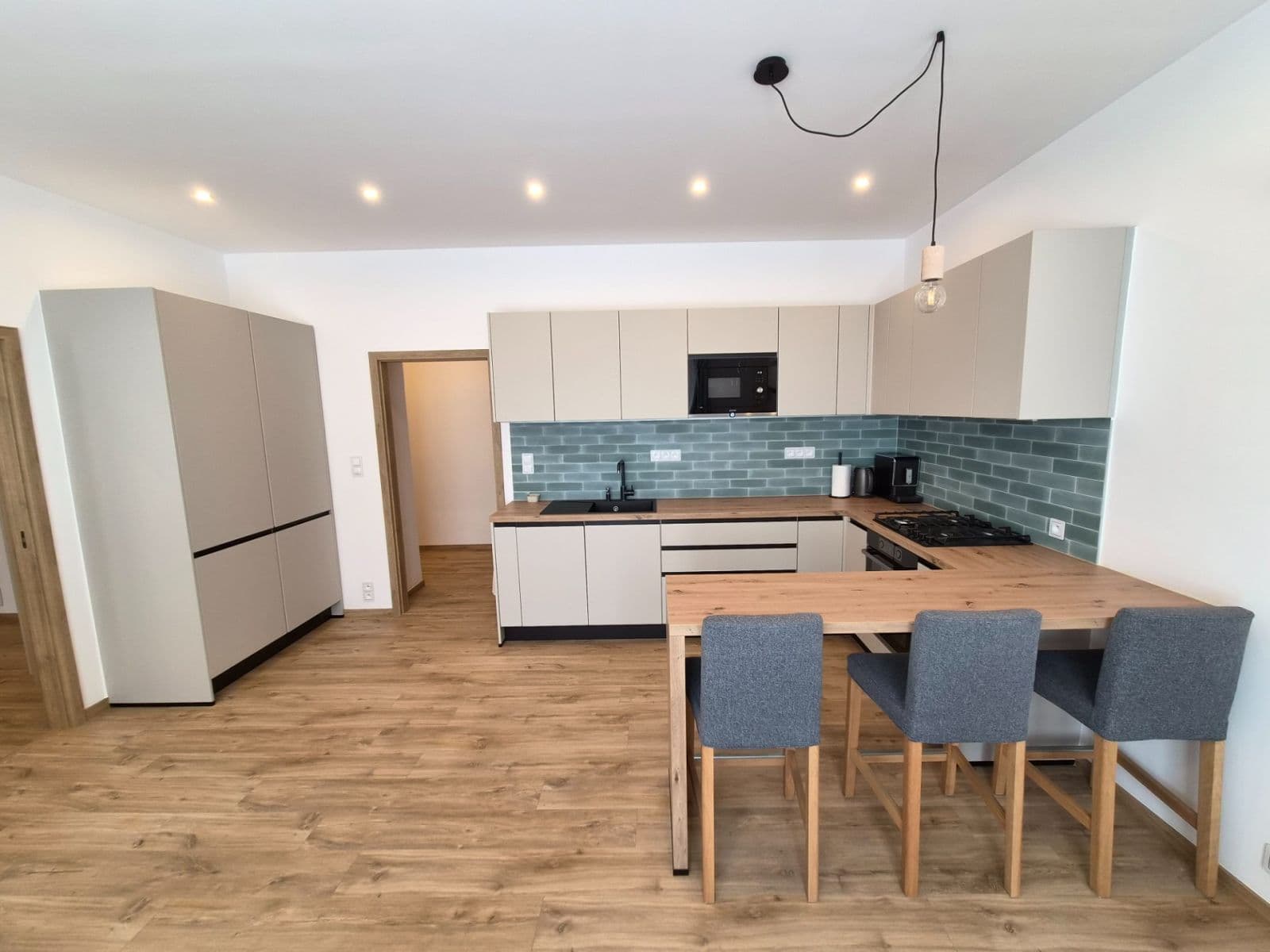 1 bedroom with open-plan kitchen flat to rent, 49 m², Na Hanspaulce, Prague, Prague 1 bedroom with open-plan kitchen flat to rent, 49 m², Na Hanspaulce, Prague, Prague