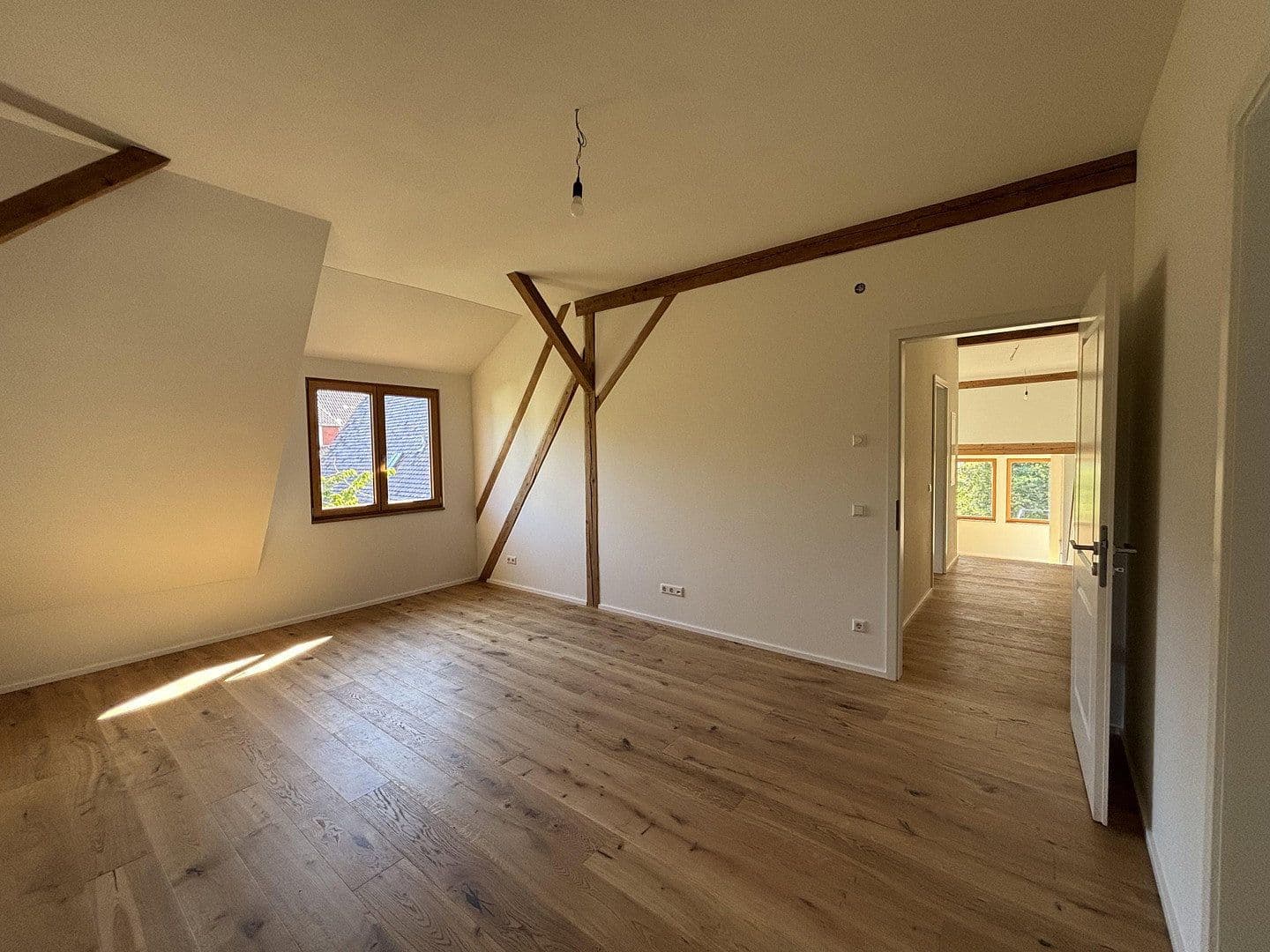 3 bedroom with open-plan kitchen flat to rent, 147 m², Niefern-Öschelbronn, Baden-Württemberg 3 bedroom with open-plan kitchen flat to rent, 147 m², Niefern-Öschelbronn, Baden-Württemberg