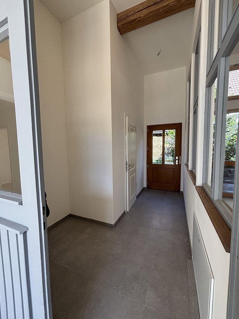 2 bedroom with open-plan kitchen flat to rent, 133 m², Niefern-Öschelbronn, Baden-Württemberg 2 bedroom with open-plan kitchen flat to rent, 133 m², Niefern-Öschelbronn, Baden-Württemberg