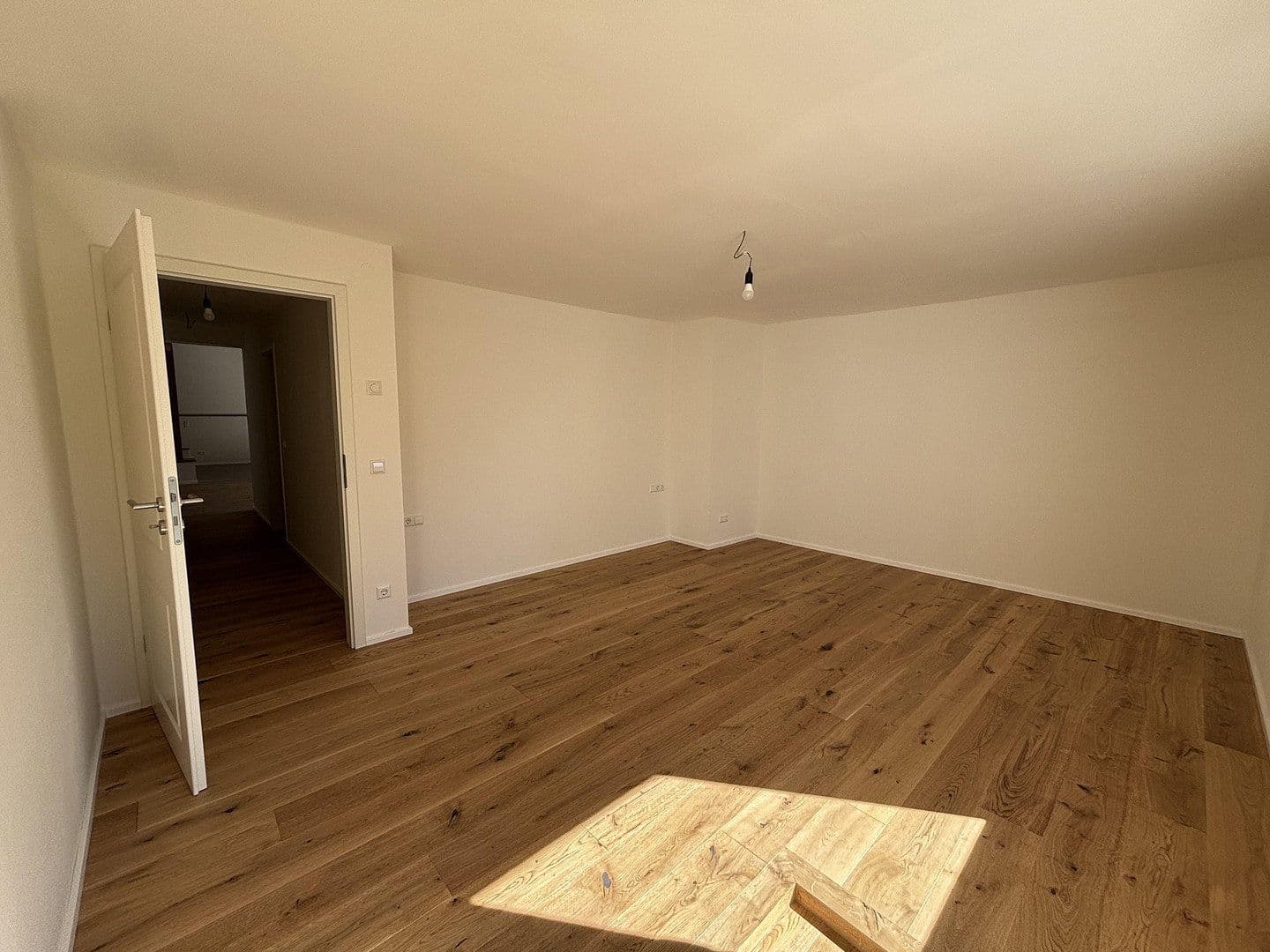 2 bedroom with open-plan kitchen flat to rent, 133 m², Niefern-Öschelbronn, Baden-Württemberg 2 bedroom with open-plan kitchen flat to rent, 133 m², Niefern-Öschelbronn, Baden-Württemberg
