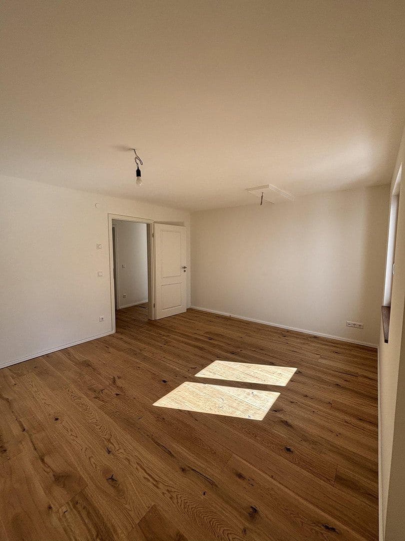2 bedroom with open-plan kitchen flat to rent, 133 m², Niefern-Öschelbronn, Baden-Württemberg 2 bedroom with open-plan kitchen flat to rent, 133 m², Niefern-Öschelbronn, Baden-Württemberg