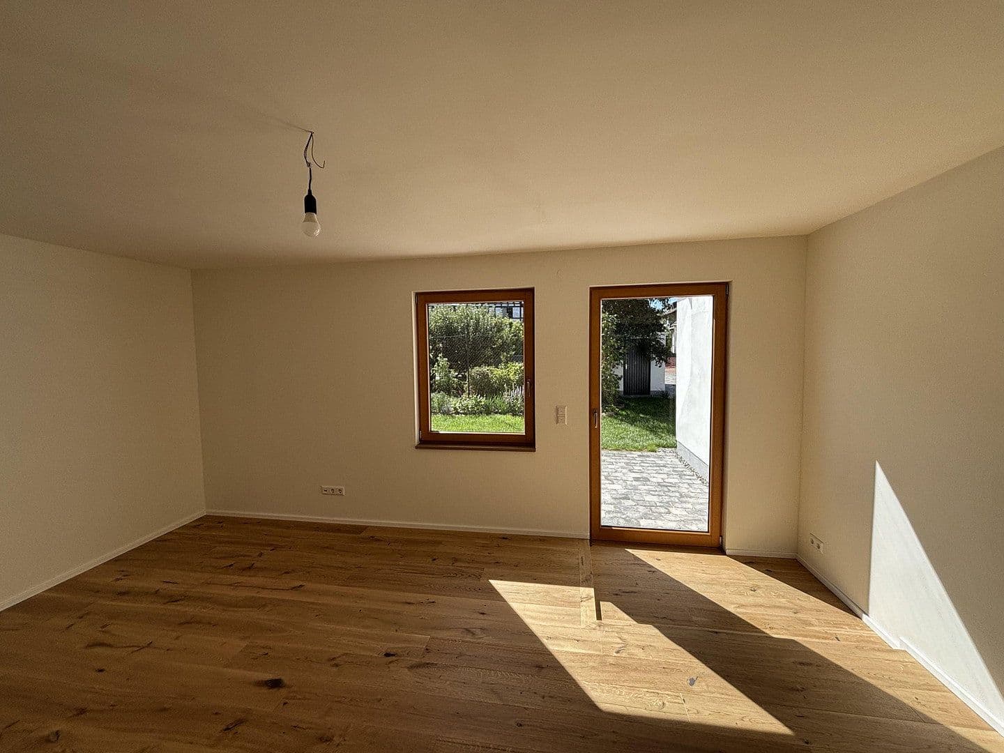 2 bedroom with open-plan kitchen flat to rent, 133 m², Niefern-Öschelbronn, Baden-Württemberg 2 bedroom with open-plan kitchen flat to rent, 133 m², Niefern-Öschelbronn, Baden-Württemberg