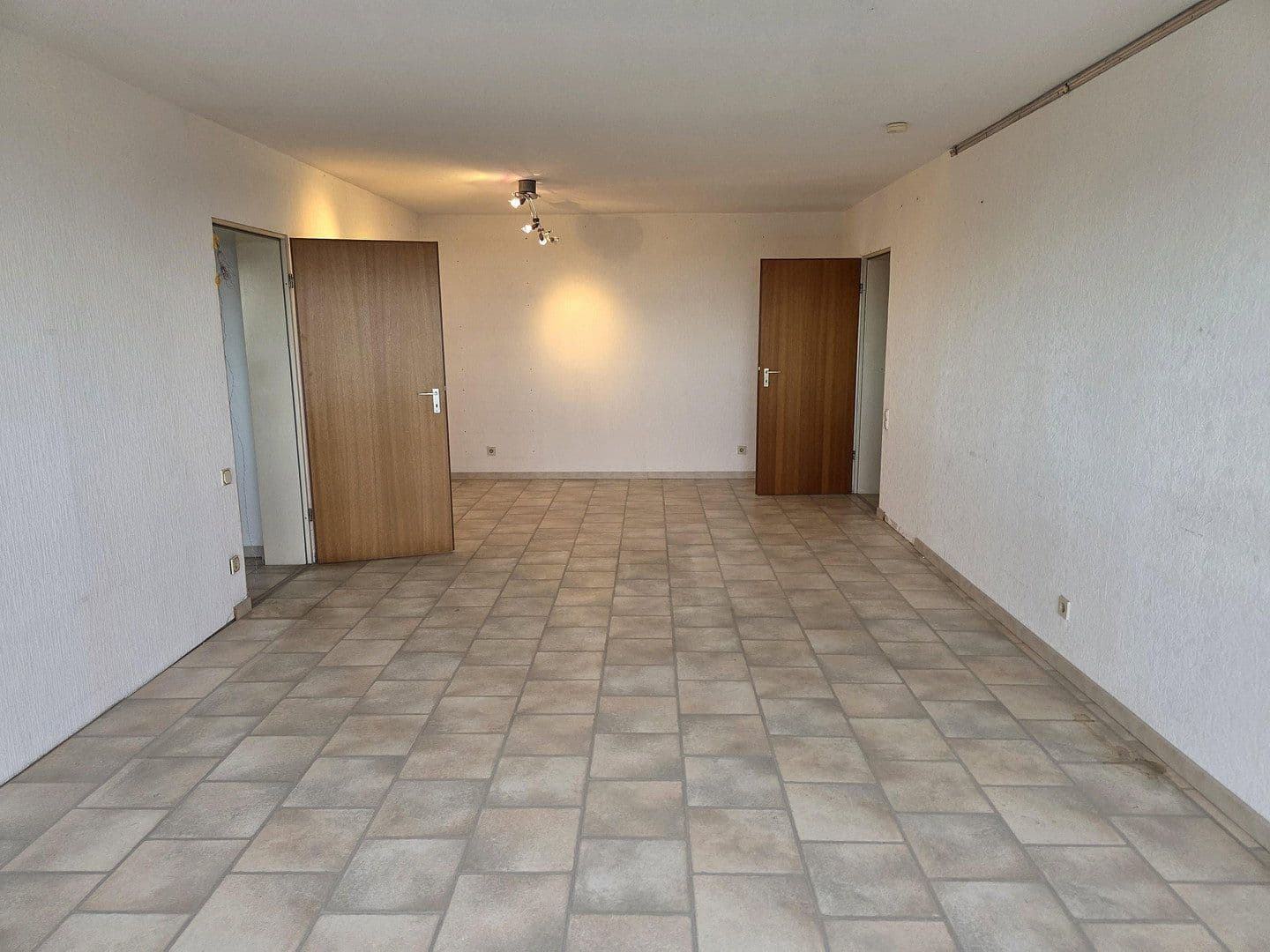 3 bedroom flat to rent, 100 m², Katharinenstraße 6, Essen, North Rhine-Westphalia 3 bedroom flat to rent, 100 m², Katharinenstraße 6, Essen, North Rhine-Westphalia