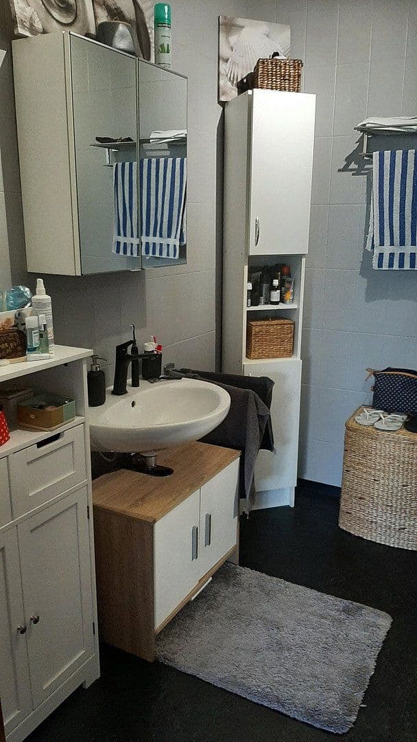 2 bedroom flat to rent, 80 m², Rosenstraße 5, Hohenschäftlarn, Bavaria 2 bedroom flat to rent, 80 m², Rosenstraße 5, Hohenschäftlarn, Bavaria