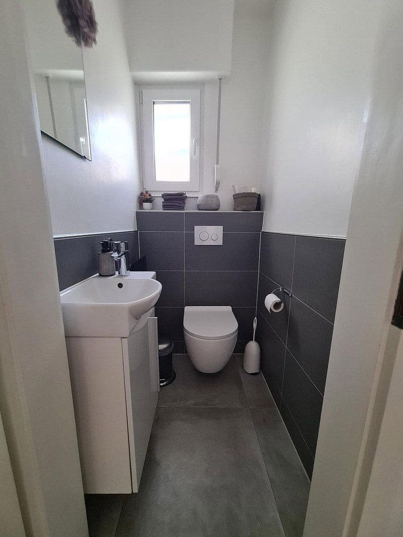 house for sale, 167 m², Grevelsberger Weg 19, Wachtberg, North Rhine-Westphalia house for sale, 167 m², Grevelsberger Weg 19, Wachtberg, North Rhine-Westphalia