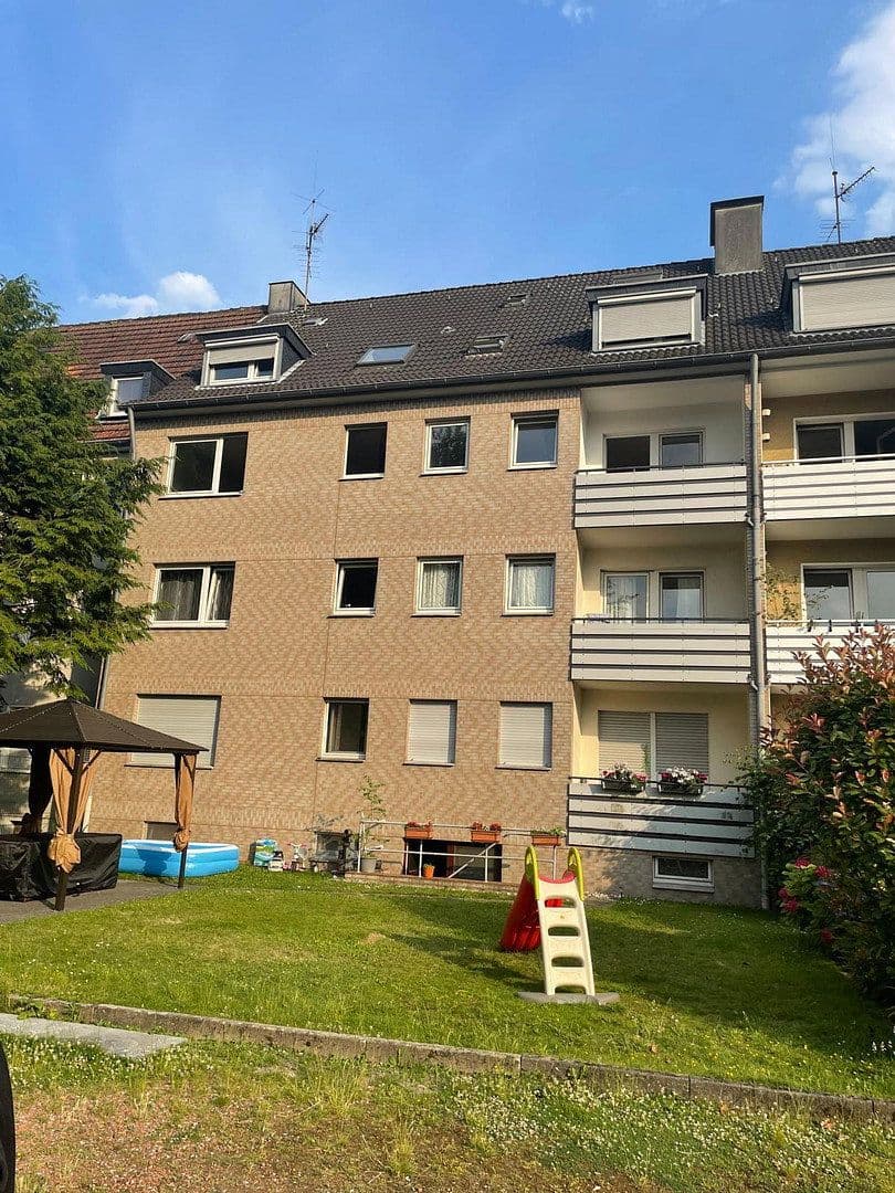 Studio flat to rent, 44 m², Hövelstraße 28, Essen, Deutschland, Essen, North Rhine-Westphalia Studio flat to rent, 44 m², Hövelstraße 28, Essen, Deutschland, Essen, North Rhine-Westphalia