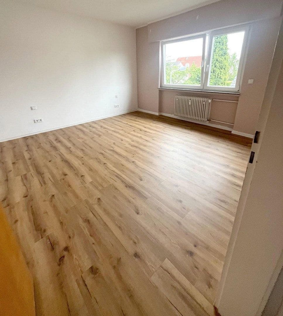 3 bedroom with open-plan kitchen flat to rent, 135 m², Frankfurt, Hesse 3 bedroom with open-plan kitchen flat to rent, 135 m², Frankfurt, Hesse