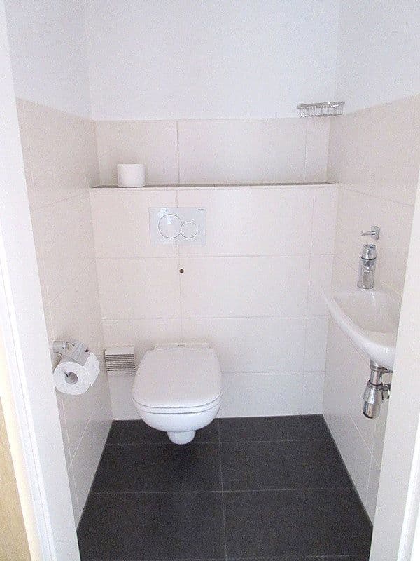 3 bedroom with open-plan kitchen flat to rent, 135 m², Frankfurt, Hesse 3 bedroom with open-plan kitchen flat to rent, 135 m², Frankfurt, Hesse