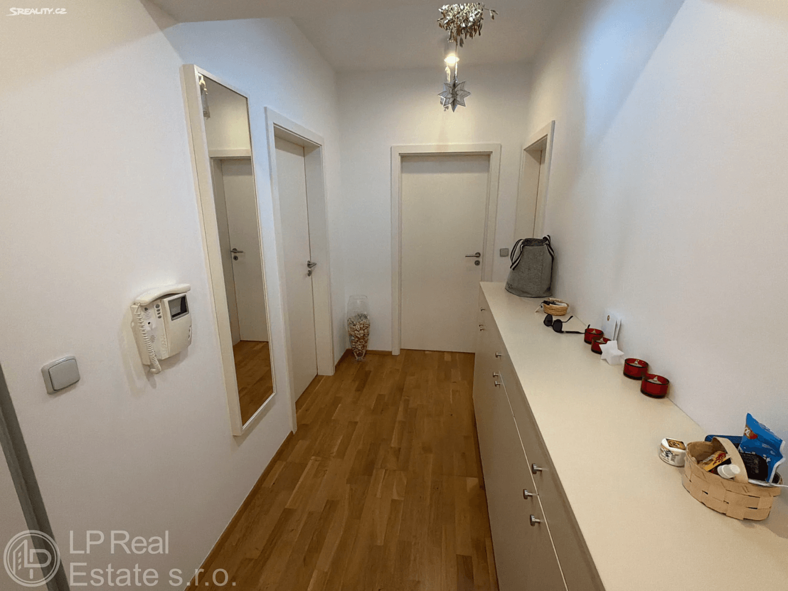 2 bedroom with open-plan kitchen flat for sale, 80 m², Divíškové, Prague, Prague 2 bedroom with open-plan kitchen flat for sale, 80 m², Divíškové, Prague, Prague