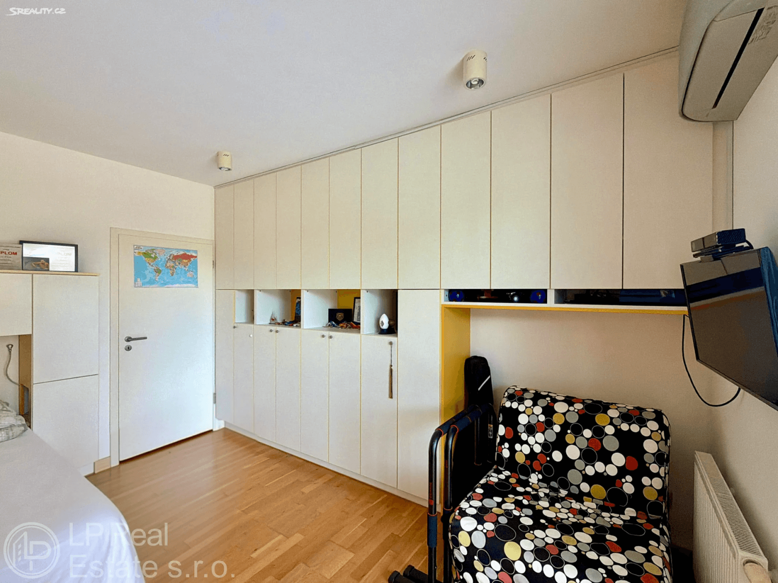 2 bedroom with open-plan kitchen flat for sale, 80 m², Divíškové, Prague, Prague 2 bedroom with open-plan kitchen flat for sale, 80 m², Divíškové, Prague, Prague