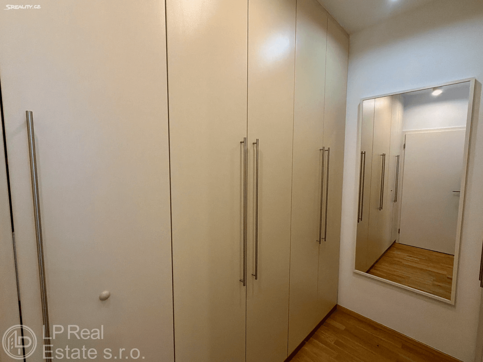 2 bedroom with open-plan kitchen flat for sale, 80 m², Divíškové, Prague, Prague 2 bedroom with open-plan kitchen flat for sale, 80 m², Divíškové, Prague, Prague