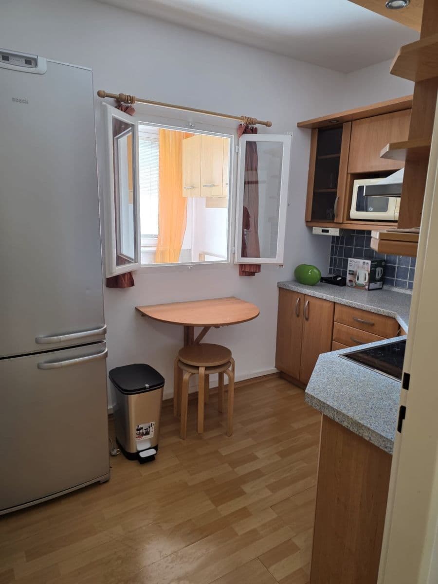 2 bedroom flat to rent, 40 m², Bryksova, Prague, Prague 2 bedroom flat to rent, 40 m², Bryksova, Prague, Prague