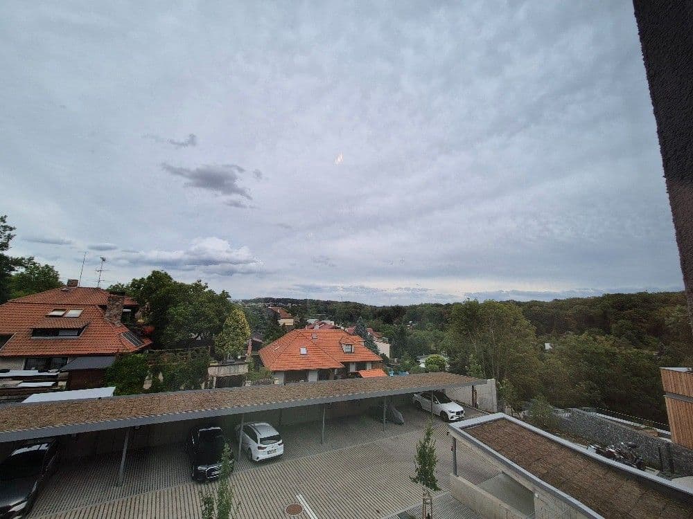 1 bedroom with open-plan kitchen flat to rent, 51 m², Mezitraťová, Prague, Prague 1 bedroom with open-plan kitchen flat to rent, 51 m², Mezitraťová, Prague, Prague