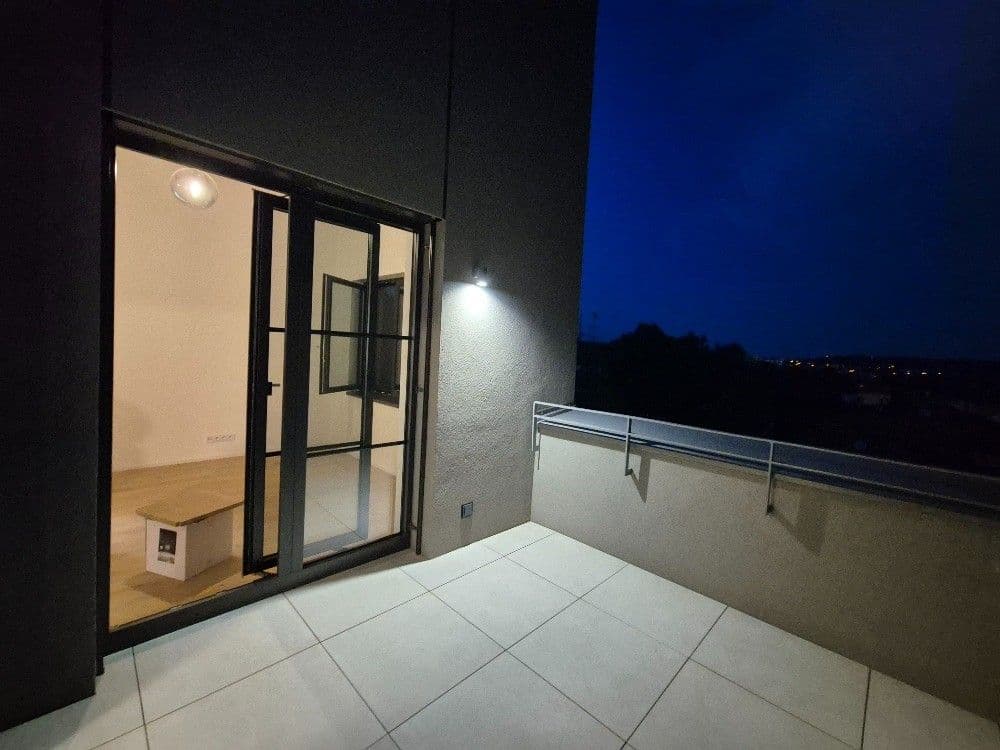 1 bedroom with open-plan kitchen flat to rent, 51 m², Mezitraťová, Prague, Prague 1 bedroom with open-plan kitchen flat to rent, 51 m², Mezitraťová, Prague, Prague