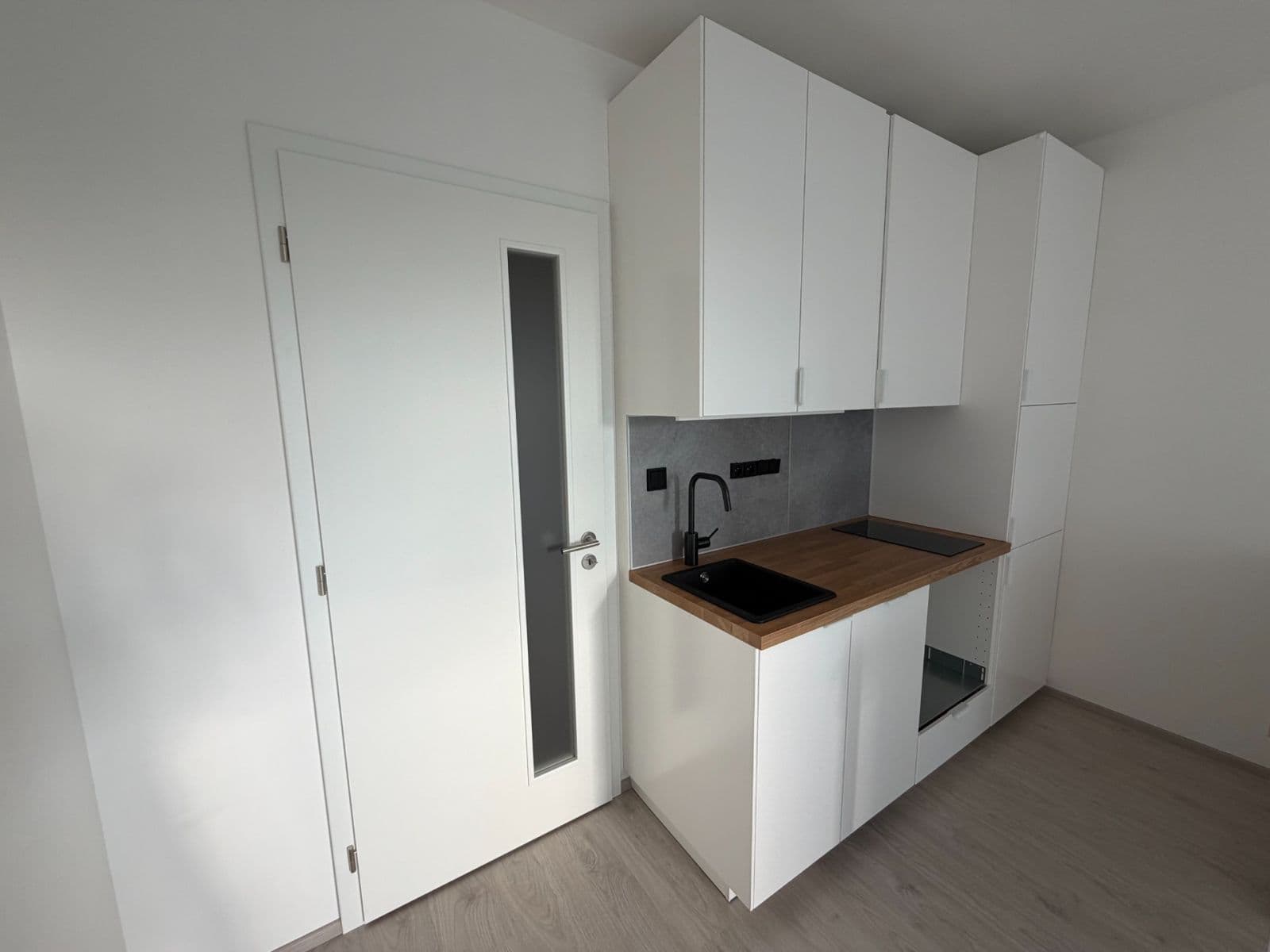 Studio flat to rent, 32 m², Družstevní, Třebíč, Vysočina Region Studio flat to rent, 32 m², Družstevní, Třebíč, Vysočina Region