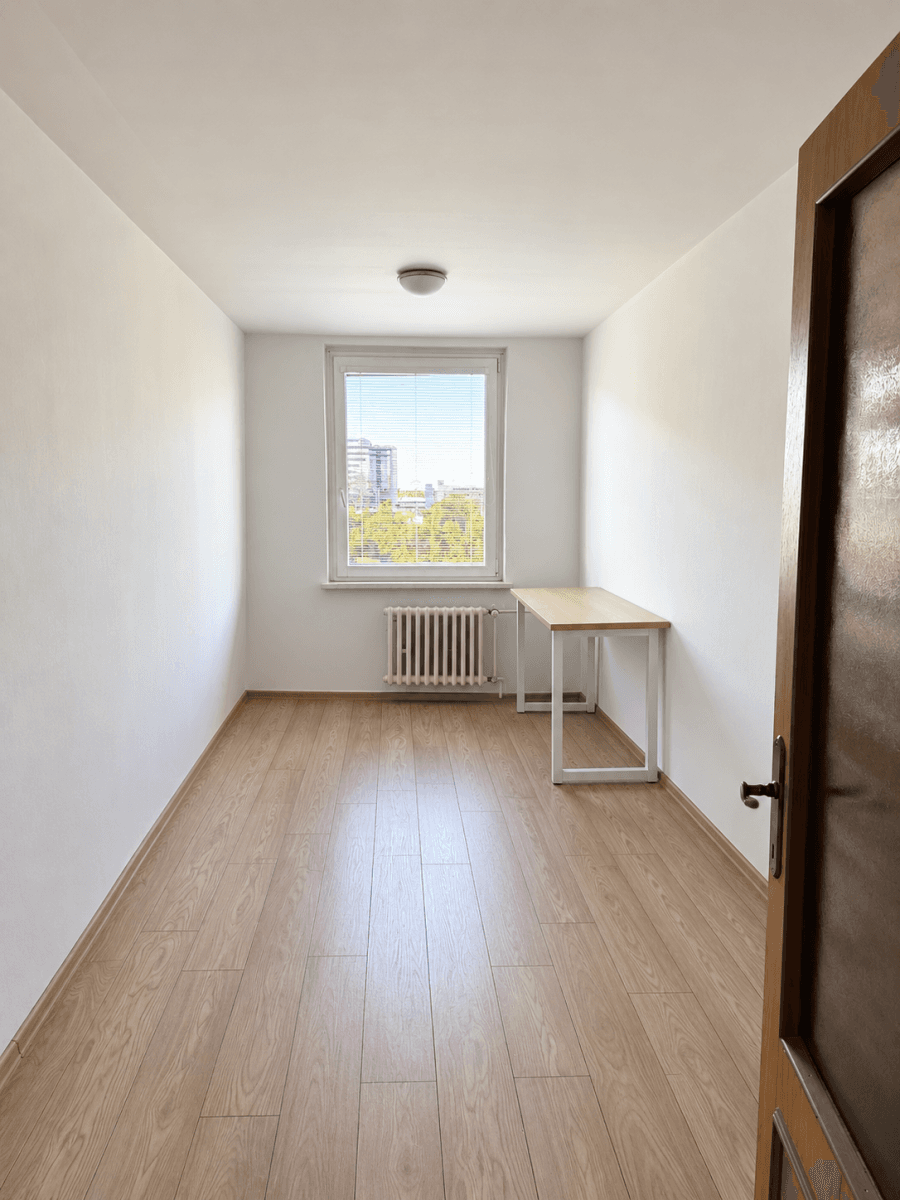 3 bedroom flat to rent, 64 m², Benkova, Prague, Prague 3 bedroom flat to rent, 64 m², Benkova, Prague, Prague