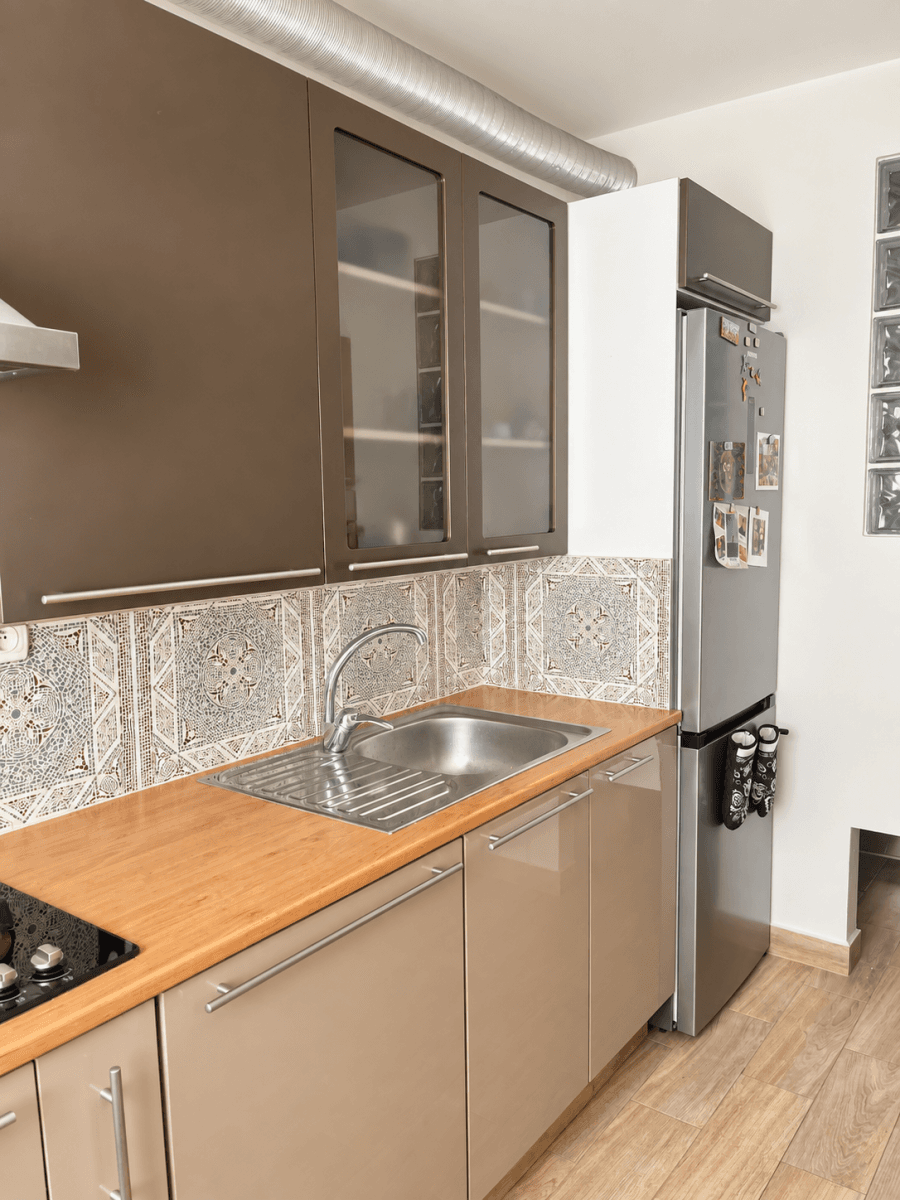 3 bedroom flat to rent, 64 m², Benkova, Prague, Prague 3 bedroom flat to rent, 64 m², Benkova, Prague, Prague