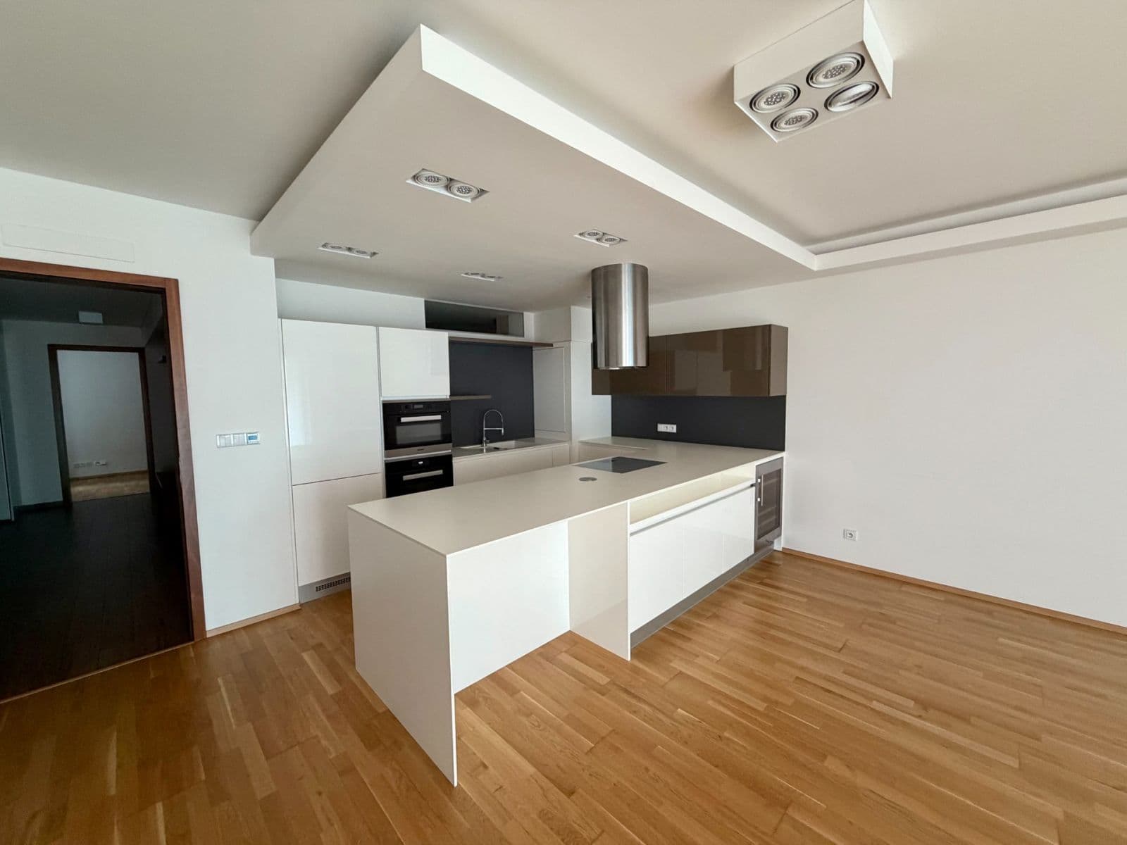 2 bedroom with open-plan kitchen flat for sale, 132 m², Anenská, Brno, Jihomoravský Region 2 bedroom with open-plan kitchen flat for sale, 132 m², Anenská, Brno, Jihomoravský Region