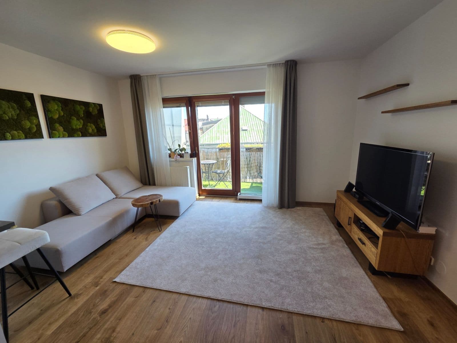 2 bedroom with open-plan kitchen flat to rent, 79 m², Ke Stírce, Prague, Prague 2 bedroom with open-plan kitchen flat to rent, 79 m², Ke Stírce, Prague, Prague
