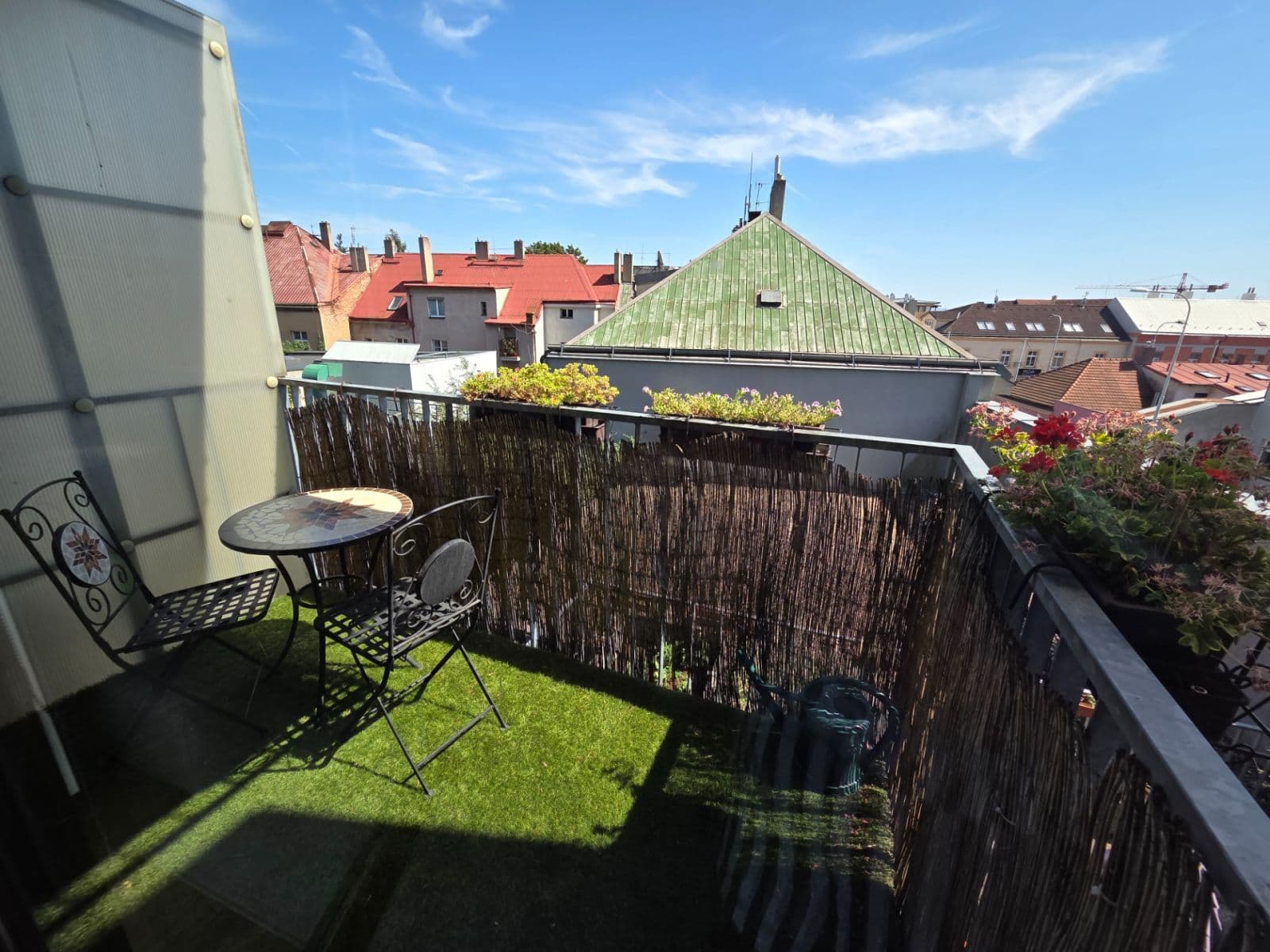 2 bedroom with open-plan kitchen flat to rent, 79 m², Ke Stírce, Prague, Prague 2 bedroom with open-plan kitchen flat to rent, 79 m², Ke Stírce, Prague, Prague