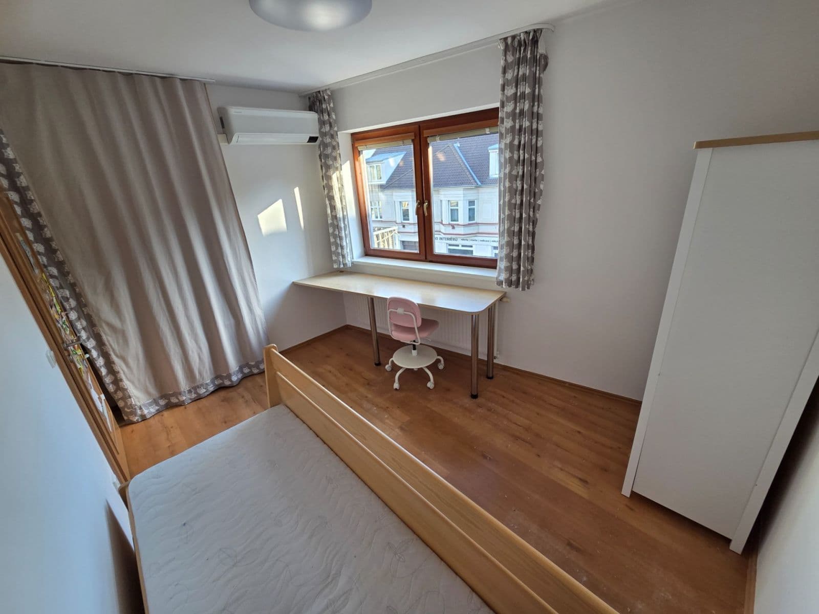 2 bedroom with open-plan kitchen flat to rent, 79 m², Ke Stírce, Prague, Prague 2 bedroom with open-plan kitchen flat to rent, 79 m², Ke Stírce, Prague, Prague
