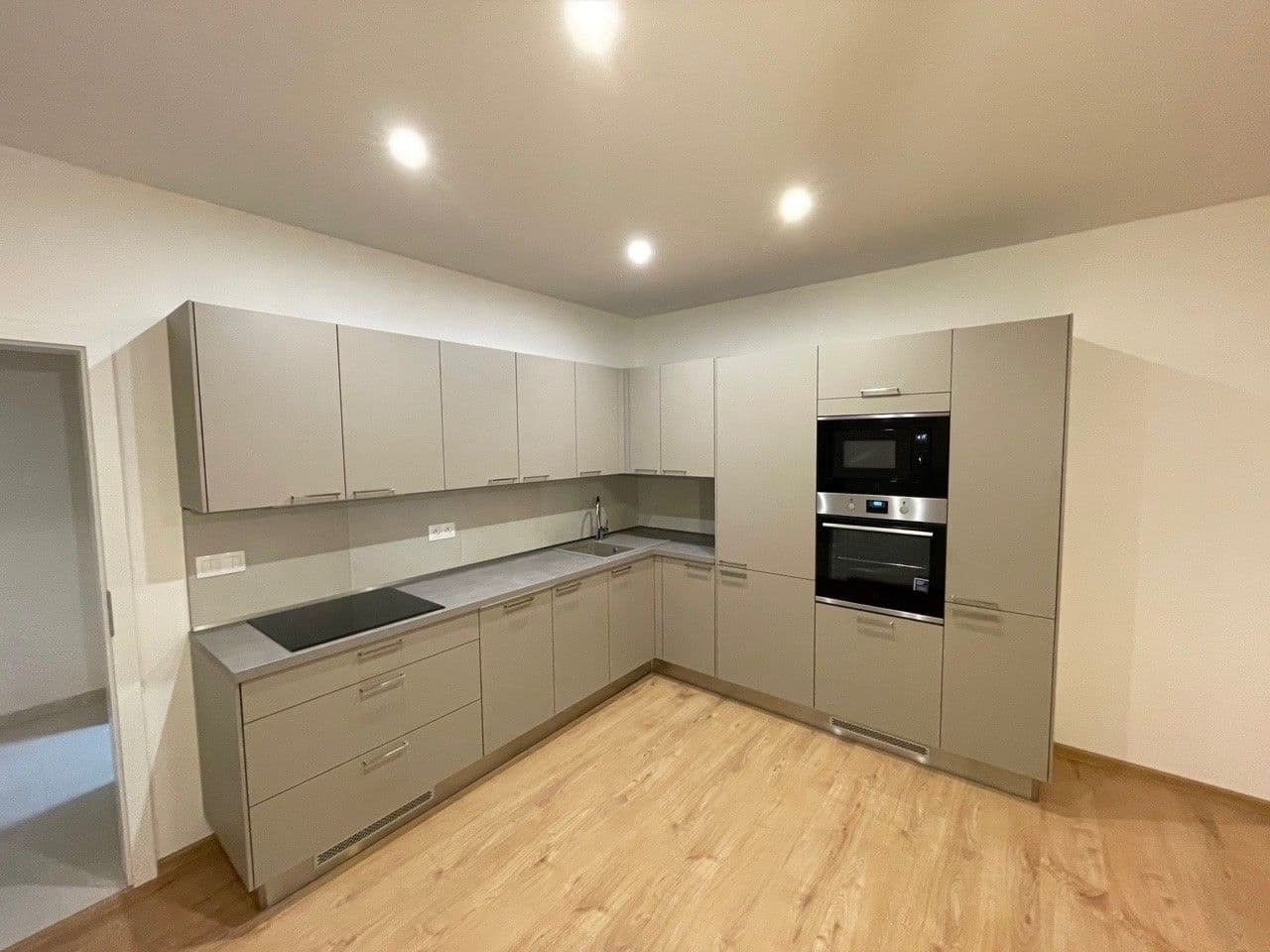 1 bedroom with open-plan kitchen flat to rent, 50 m², Buková, Jihlava, Vysočina Region 1 bedroom with open-plan kitchen flat to rent, 50 m², Buková, Jihlava, Vysočina Region