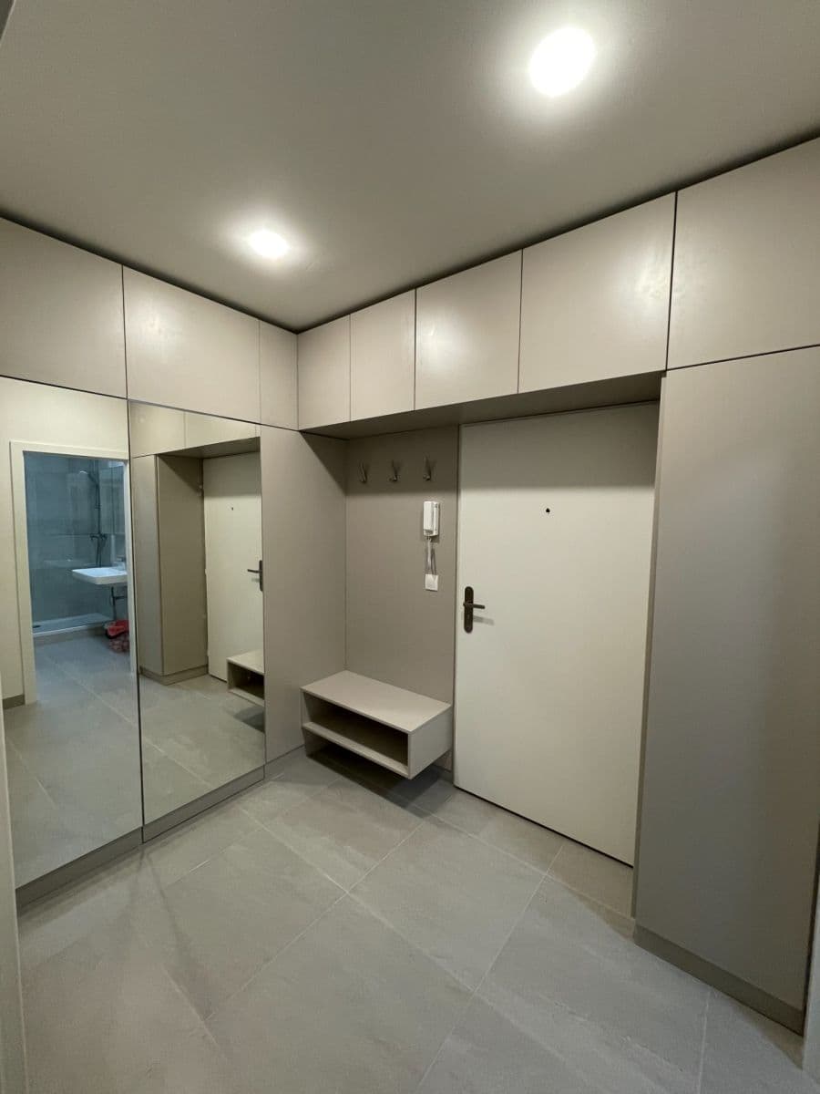 1 bedroom with open-plan kitchen flat to rent, 50 m², Buková, Jihlava, Vysočina Region 1 bedroom with open-plan kitchen flat to rent, 50 m², Buková, Jihlava, Vysočina Region