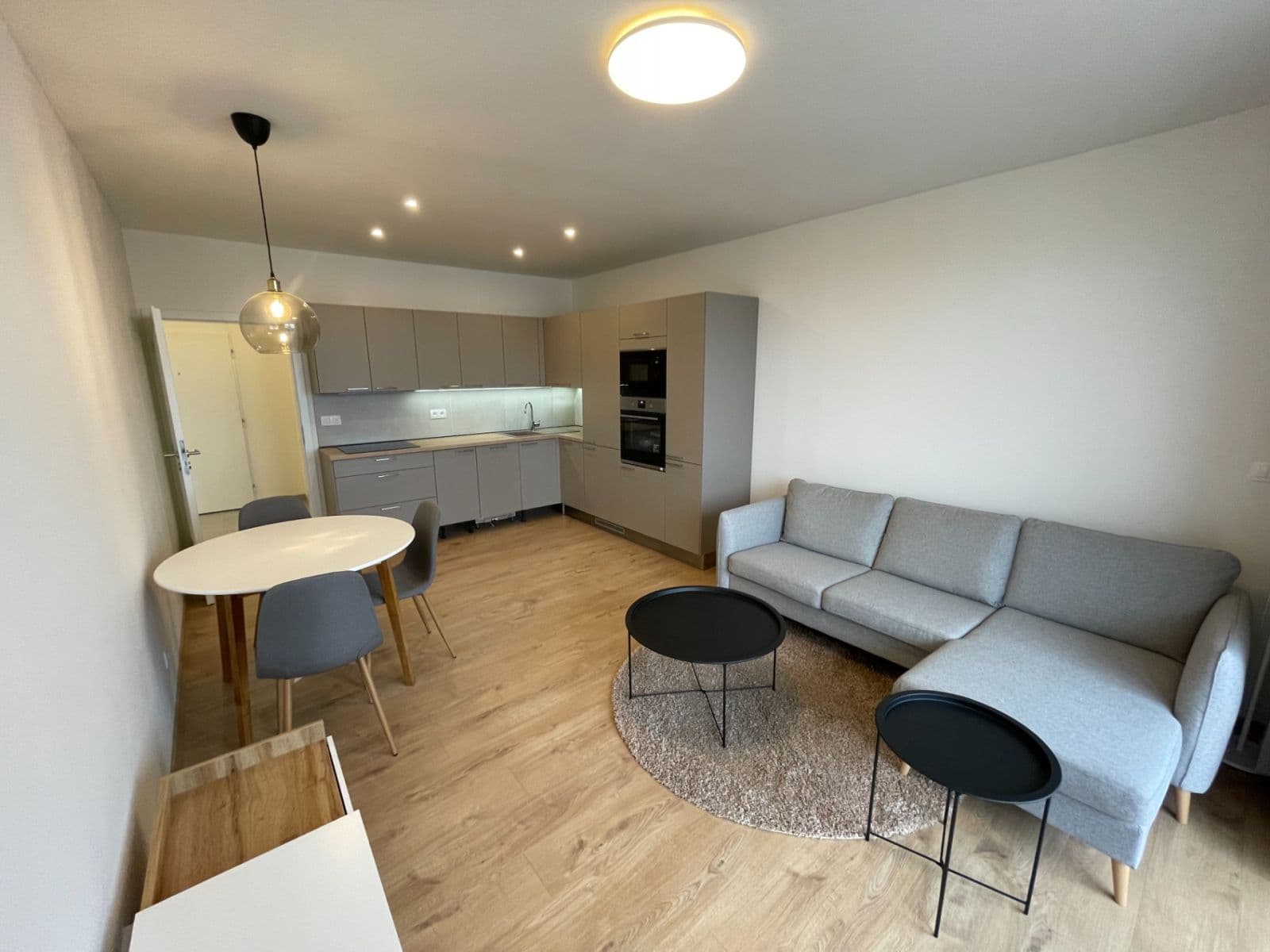 1 bedroom with open-plan kitchen flat to rent, 50 m², Buková, Jihlava, Vysočina Region 1 bedroom with open-plan kitchen flat to rent, 50 m², Buková, Jihlava, Vysočina Region