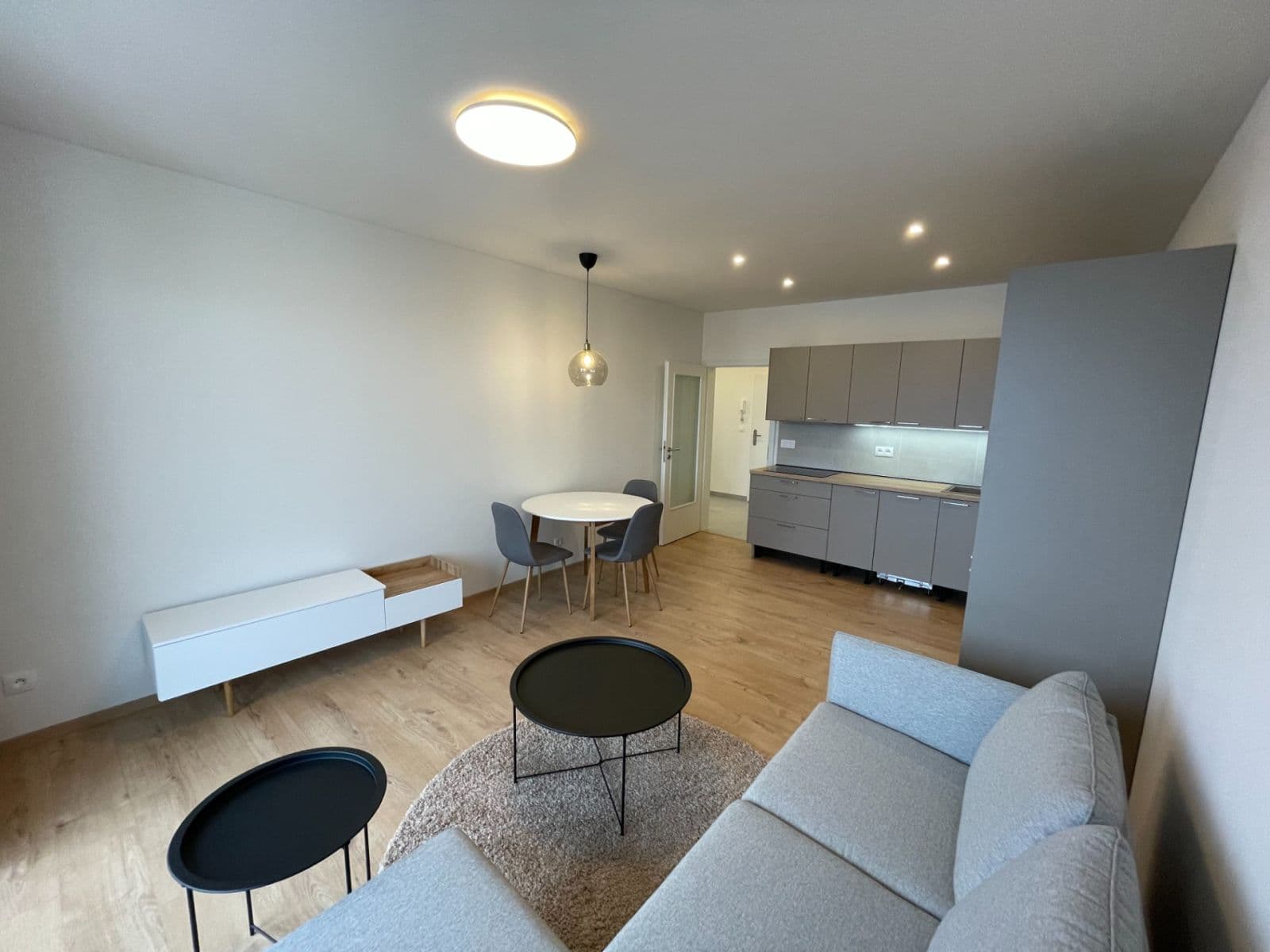 1 bedroom with open-plan kitchen flat to rent, 50 m², Buková, Jihlava, Vysočina Region 1 bedroom with open-plan kitchen flat to rent, 50 m², Buková, Jihlava, Vysočina Region