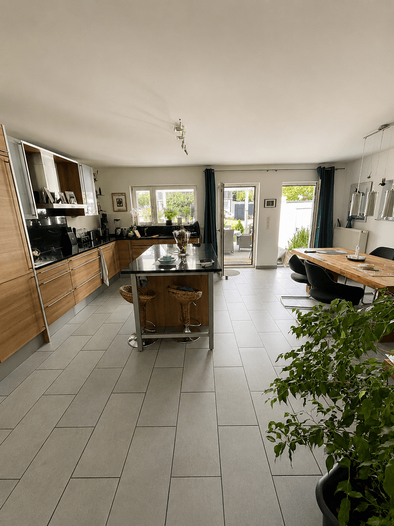 house for sale, 145 m², Dr.-Troll-Straße 7, Gröbenzell, Bavaria house for sale, 145 m², Dr.-Troll-Straße 7, Gröbenzell, Bavaria