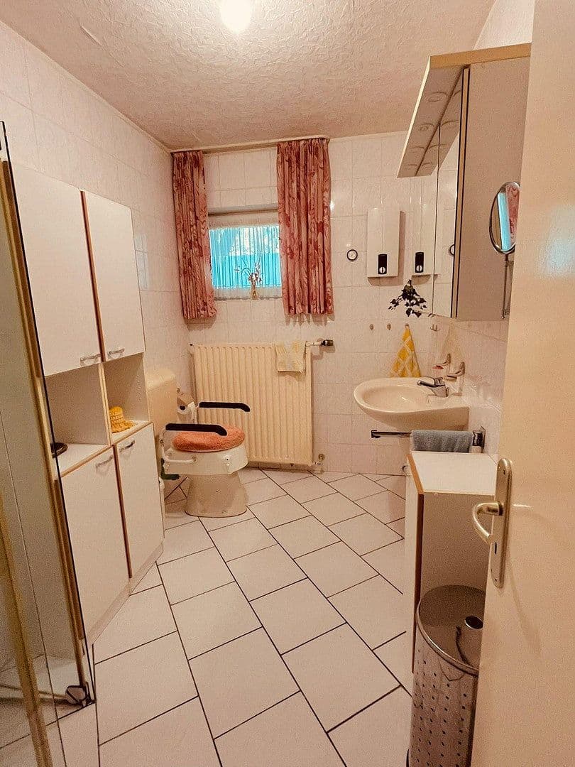house for sale, 241 m², Köln, North Rhine-Westphalia house for sale, 241 m², Köln, North Rhine-Westphalia