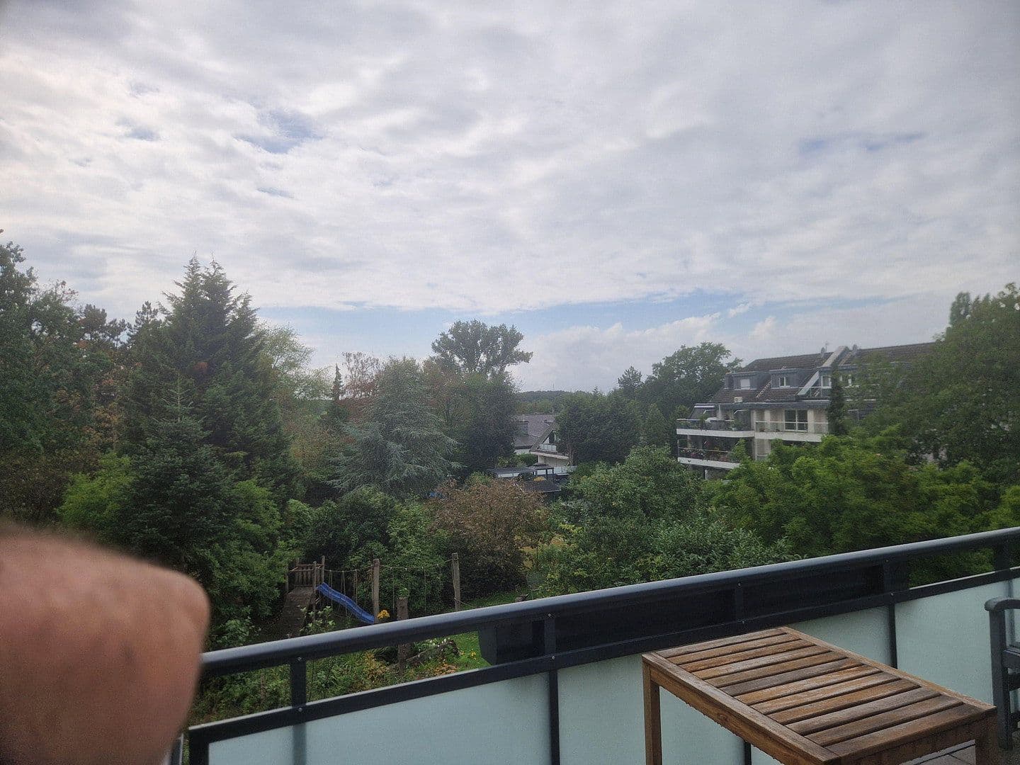 2 bedroom with open-plan kitchen flat to rent, 83 m², Oberhausen, North Rhine-Westphalia 2 bedroom with open-plan kitchen flat to rent, 83 m², Oberhausen, North Rhine-Westphalia