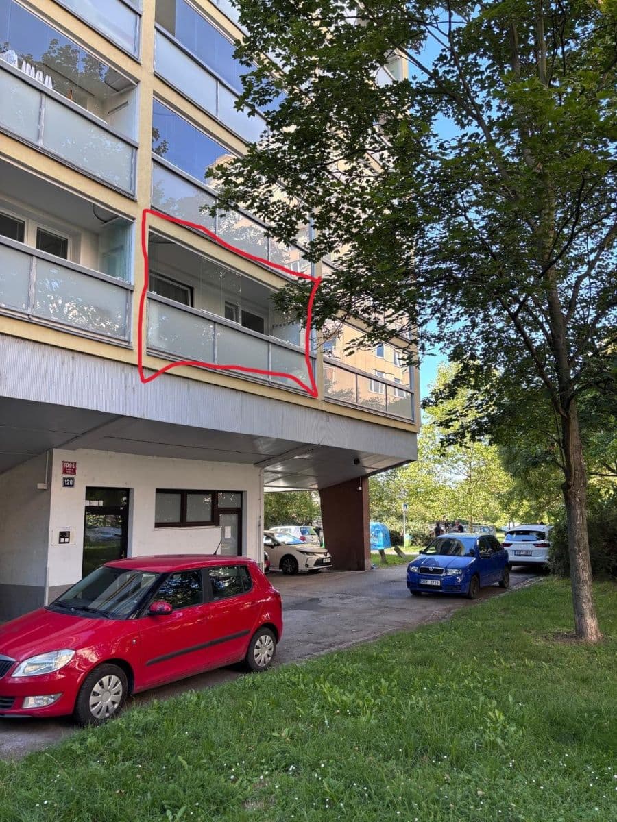 1 bedroom with open-plan kitchen flat to rent, 46 m², Novodvorská, Prague, Prague 1 bedroom with open-plan kitchen flat to rent, 46 m², Novodvorská, Prague, Prague