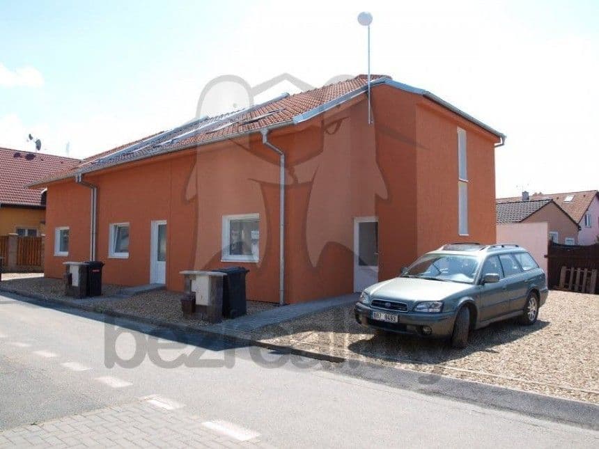 Studio flat to rent, 25 m², Ořechová, Rebešovice, Jihomoravský Region Studio flat to rent, 25 m², Ořechová, Rebešovice, Jihomoravský Region