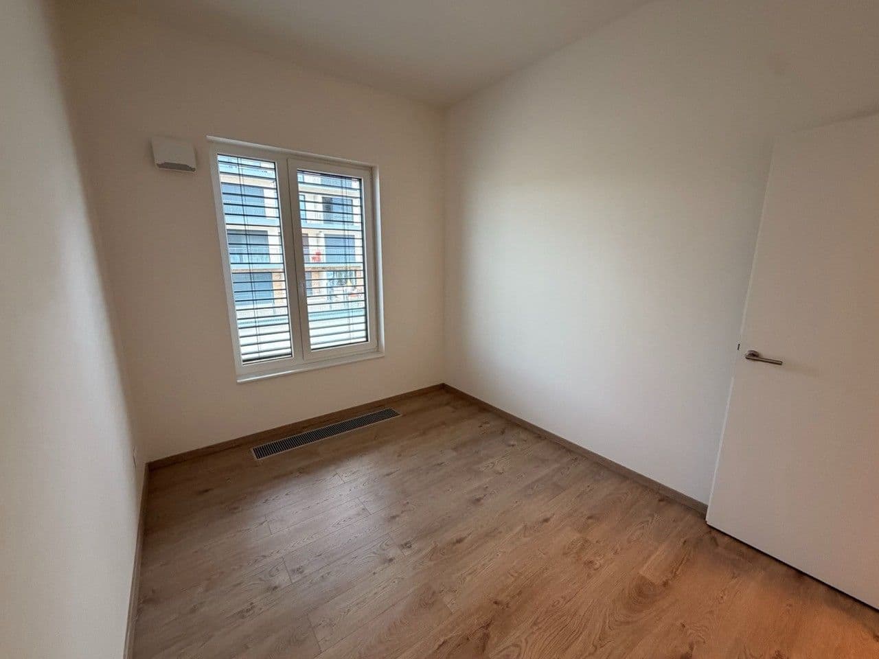 1 bedroom with open-plan kitchen flat to rent, 40 m², Haenkeho, Prague, Prague 1 bedroom with open-plan kitchen flat to rent, 40 m², Haenkeho, Prague, Prague